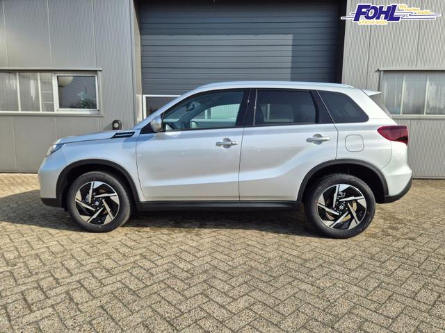 Suzuki Vitara Comfort+ 110PS Automatik MHEV 1.4 Boosterjet Teilleder Navi Klimaautomatik Sitzheizung ACC PDC v+h R&uuml;ckf.Kamera Suzuki-Radio Apple CarPlay Android Auto Touchscreen 2xKeyless 17-LM 