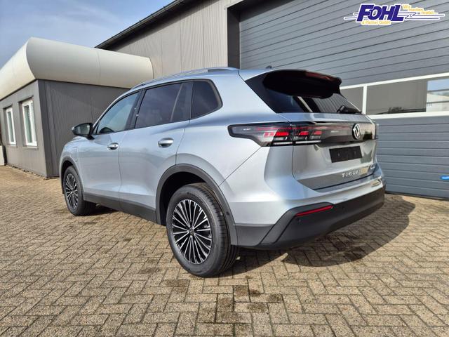 Volkswagen Tiguan Life 1,5 l eHybrid OPF 204PS DSG Design Paket "Dark" LED-Plus-Scheinw. elektr. Heckklappe Sitzheizung v+h Lenkradheizung Frontscheibe beheizb. R&uuml;ckf.Kamera Klimaautomatik VW-Radio Bluetooth wireless Apple CarPlay + Android Auto PDC ACC 2xKeyl 