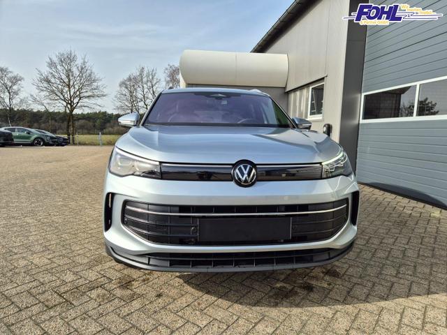 Volkswagen Tiguan Life 1,5 l eHybrid OPF 204PS DSG Design Paket "Dark" LED-Plus-Scheinw. elektr. Heckklappe Sitzheizung v+h Lenkradheizung Frontscheibe beheizb. R&uuml;ckf.Kamera Klimaautomatik VW-Radio Bluetooth wireless Apple CarPlay + Android Auto PDC ACC 2xKeyl 
