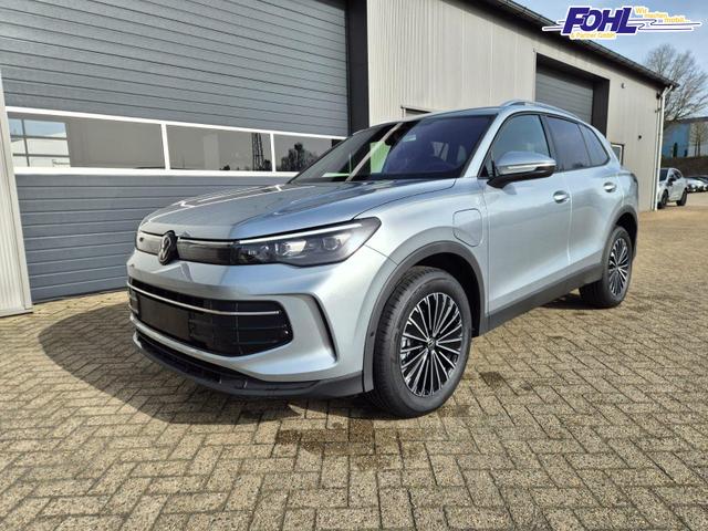 Volkswagen Tiguan Life 1,5 l eHybrid OPF 204PS DSG Design Paket "Dark" LED-Plus-Scheinw. elektr. Heckklappe Sitzheizung v+h Lenkradheizung Frontscheibe beheizb. R&uuml;ckf.Kamera Klimaautomatik VW-Radio Bluetooth wireless Apple CarPlay + Android Auto PDC ACC 2xKeyl 