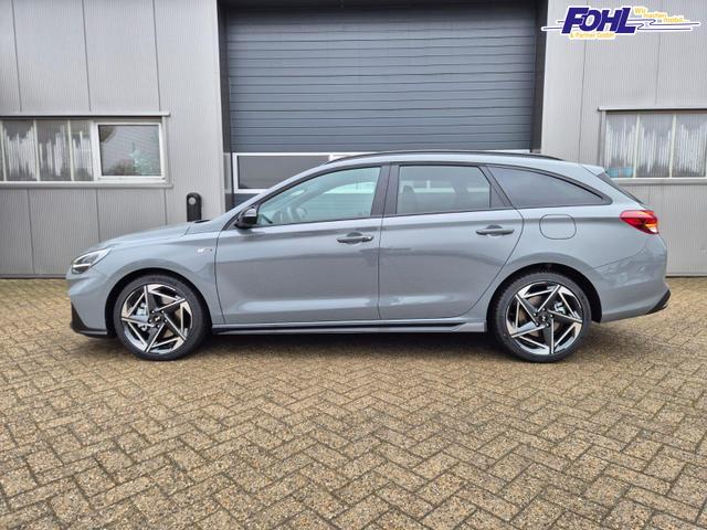 Hyundai i30 Kombi 1.6 T-GDI 150PS Automatik N-Line MY2026 Sitzheizung Lenkradheizung Klimaautomatik Navi 10,3"-Touchscreen Bluelink Apple CarPlay + Android Auto PDC v+h R&uuml;ckf.Kamera 18-LM 