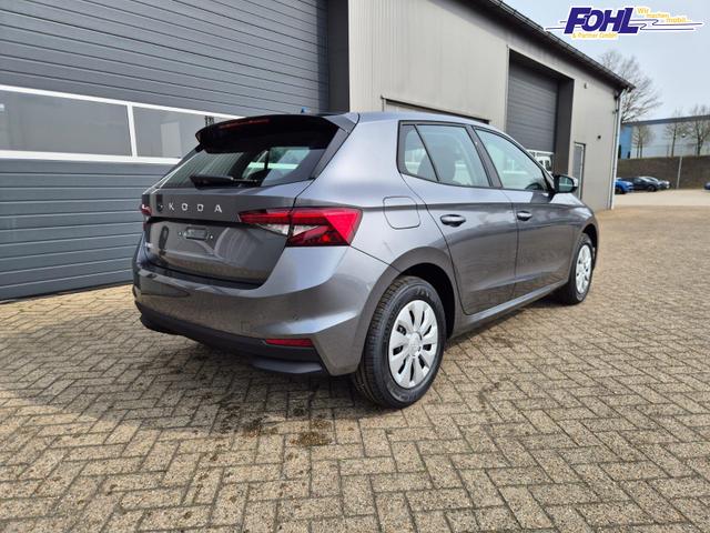 Skoda Fabia 1.0 TSI 95PS Selection 5-t&uuml;rig R&uuml;ckf.Kamera Parksensoren Sitzheizung Multifunktionslenkrad Klima Skoda-Radio Bluetooth Touchscreen Tempomat Nebelsch. Apple CarPlay + Android Auto 