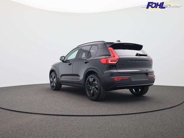Volvo XC40 2.0 Black Edition Plus B4 Mild-Hybrid 197PS Automatik elektr. PanoDach R&uuml;ckf.Kamera PDC v+h ACC el.Heckklappe Harma/Kadon-Sound Klimaautomatik Sitzheizung Lenkradheizung Apple CarPlay Android Auto 20-LM 
