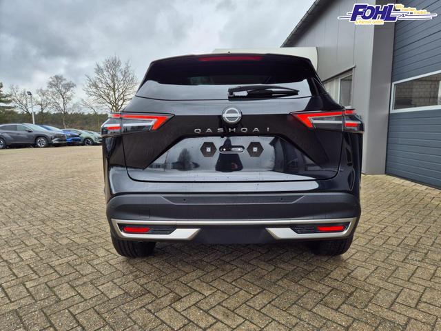 Nissan Qashqai 1.3 DIG-T MHEV 158 PS X-Tronic N-Connecta Teil-Leder PanoGlasdach Klimaautomatik Sitzheizung Lenkradheizung Navi ACC PDC v+h 360&deg;Kamera DAB Bluetooth Touchscreen Apple CarPlay Android Auto 18"LM 