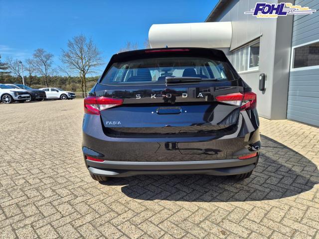 Skoda Fabia 1.0 TSI 95PS Selection 5-t&uuml;rig R&uuml;ckf.Kamera Parksensoren Sitzheizung Multifunktionslenkrad Klima Skoda-Radio Bluetooth Touchscreen Tempomat Nebelsch. Apple CarPlay + Android Auto 