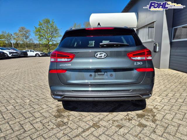 Hyundai i30 Kombi 1.5 T-GDI 150PS Automatik Trend Sitzheizung Lenkradheizung Klimaautomatik PDC v+h R&uuml;ckf.Kamera Navi Apple CarPlay + Android Auto 16"LM 