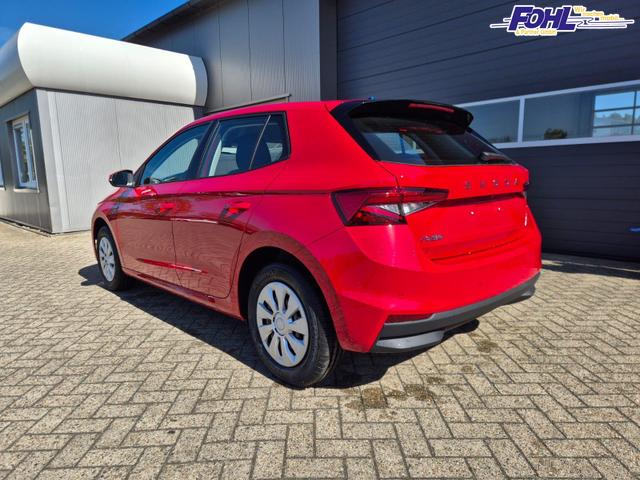 Skoda Fabia 1.0 TSI 95PS Selection 5-t&uuml;rig R&uuml;ckf.Kamera Parksensoren Sitzheizung Multifunktionslenkrad Klima Skoda-Radio Bluetooth Touchscreen Tempomat Nebelsch. Apple CarPlay + Android Auto 