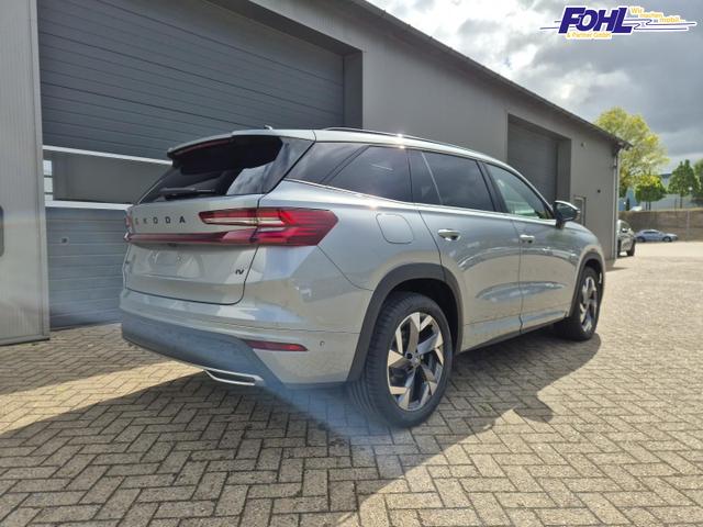 Skoda Kodiaq Sportline 1.5 TSI 204PS PHEV DSG schwenkb. AHK elektr. PanoDach HUD Alcantara PDC v+h 360&deg;Kamera CANTON Sound Klimaautomatik Sitzheizung Lenkradheizung Navi Apple CarPlay Android Auto 2xKeyless 19"LM vollelektr. Reichweite 116KM 