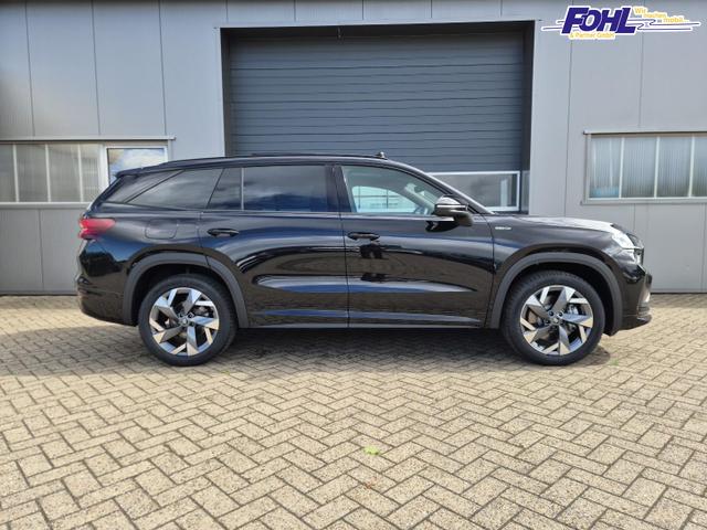 Skoda Kodiaq Sportline 1.5 TSI 204PS PHEV DSG schwenkb. AHK elektr. PanoDach HUD Alcantara PDC v+h 360&deg;Kamera CANTON Sound Klimaautomatik Sitzheizung Lenkradheizung Navi Apple CarPlay Android Auto 2xKeyless 19"LM vollelektr. Reichweite 116KM 