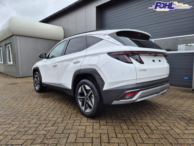 Hyundai TUCSON Trend 1.6 T-GDI 150PS Automatik TZ 2026 Teil-Leder Sitzheizung v+h Lenkradheizung Klimaautomatik Navi Touchscreen DAB+ Apple CarPlay + Android Auto PDC R&uuml;ckf.-Kamera Matrix-LED-Scheinw. 