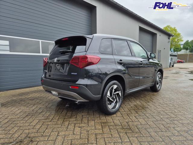 Suzuki Vitara Comfort+ 110PS MHEV 4x4 ALLGRIP 1.4 Boosterjet Allrad Teilleder mit Alcantara Navi Klimaautomatik Sitzheizung ACC PDC v+h R&uuml;ckf.Kamera Suzuki-Radio Apple CarPlay Android Auto Touchscreen 2xKeyless 17-LM 