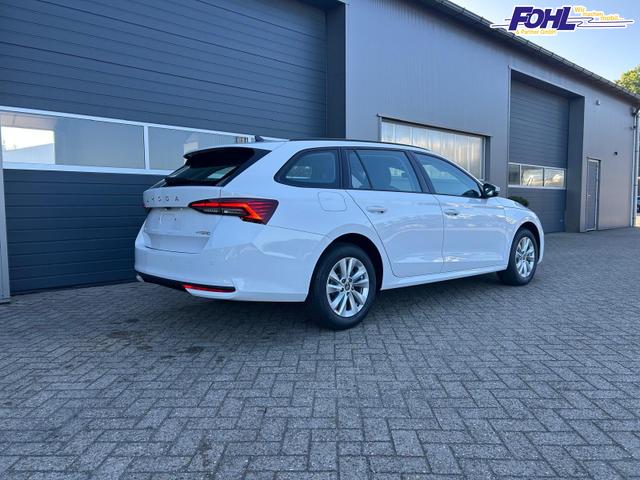 Skoda Octavia Combi 1.5 TSI 150PS m-HEV DSG Selection AHK Klimaautomatik ACC PDC v+h R&uuml;ckf.Kamera Sitzheizung TWA Apple CarPlay Android Auto 16"LM 
