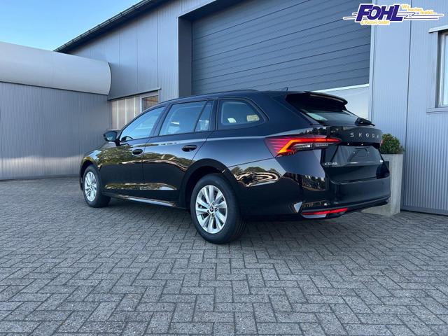 Skoda Octavia Combi 1.5 TSI 150PS m-HEV DSG Selection AHK Klimaautomatik ACC PDC v+h R&uuml;ckf.Kamera Sitzheizung TWA Apple CarPlay Android Auto 16"LM 