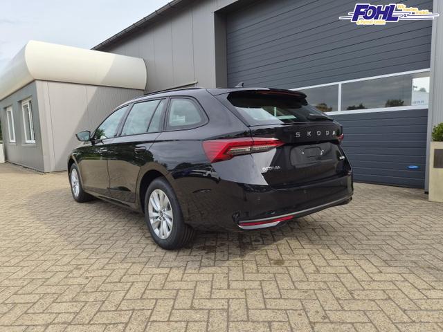 Skoda Octavia Combi 1.5 TSI 150PS m-HEV DSG Selection AHK Klimaautomatik ACC PDC v+h R&uuml;ckf.Kamera Sitzheizung TWA Apple CarPlay Android Auto 16"LM 