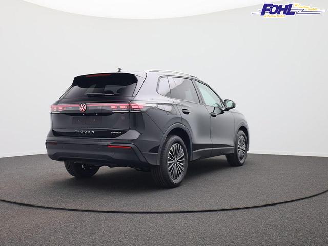 Volkswagen Tiguan Life 1,5 l eHybrid OPF 204PS DSG elekt.AHK Design Paket LED-Plus-Scheinw. elektr. Heckklappe Sitzheizung Lenkradheizung Frontscheibe beheizb. R&uuml;ckf.Kamera Klimaautomatik VW-Radio Bluetooth wireless Apple CarPlay + Android Auto PDC v+h ACC 2xKeyle 