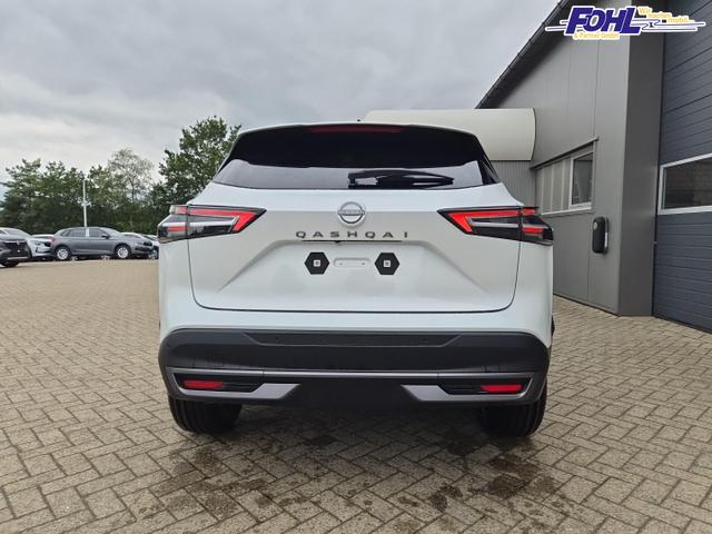 Nissan Qashqai 1.3 DIG-T MHEV 158 PS X-Tronic N-Connecta Teil-Leder PanoGlasdach Klimaautomatik Sitzheizung Lenkradheizung Navi ACC PDC v+h 360&deg;Kamera DAB Bluetooth Touchscreen Apple CarPlay Android Auto 18"LM 