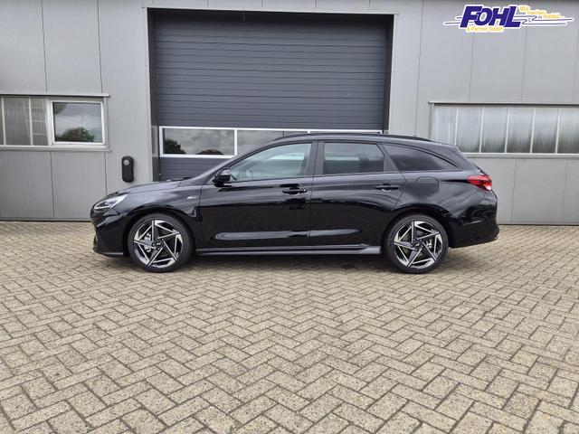 Hyundai i30 Kombi 1.6 T-GDI 150PS Automatik N-Line Sitzheizung Lenkradheizung Klimaautomatik Navi 10,3"-Touchscreen Bluelink Apple CarPlay + Android Auto PDC v+h R&uuml;ckf.Kamera 18-LM 