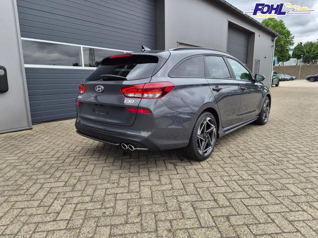 Hyundai i30 Kombi 1.6 T-GDI 150PS Automatik N-Line Sitzheizung Lenkradheizung Klimaautomatik Navi 10,3"-Touchscreen Bluelink Apple CarPlay + Android Auto PDC v+h R&uuml;ckf.Kamera 18-LM 
