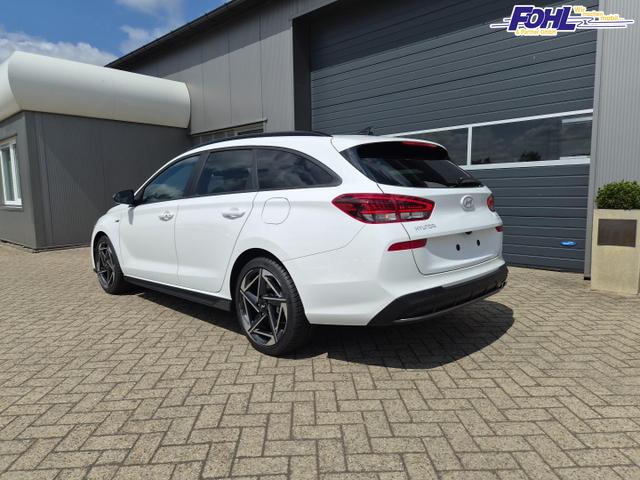 Hyundai i30 Kombi 1.6 T-GDI 150PS Automatik N-Line Sitzheizung Lenkradheizung Klimaautomatik Navi 10,3"-Touchscreen Bluelink Apple CarPlay + Android Auto PDC v+h R&uuml;ckf.Kamera 18-LM 