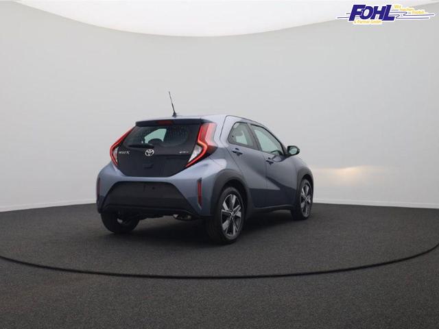 Toyota Aygo X Pure 1.5 Hybrid 116PS Automatik Sitzheizung Klimaautomatik AbstandsTempomat Multifunktionslenkrad Radio Bluetooth Touchscreen Apple CarPlay + Android Auto 