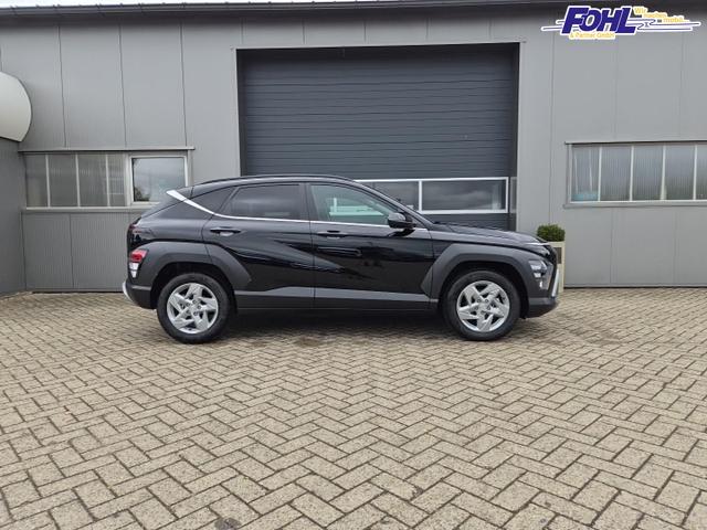 Hyundai KONA Trend 1.6 T-GDI 150PS Automatik Voll-LED-Scheinw. Sitzheizung Lenkradheizung ACC Klimaautomatik Navi Touchscreen DAB+ Apple CarPlay + Android Auto PDC v+h R&uuml;ckf.Kamera 2xKeyless 17-LM 