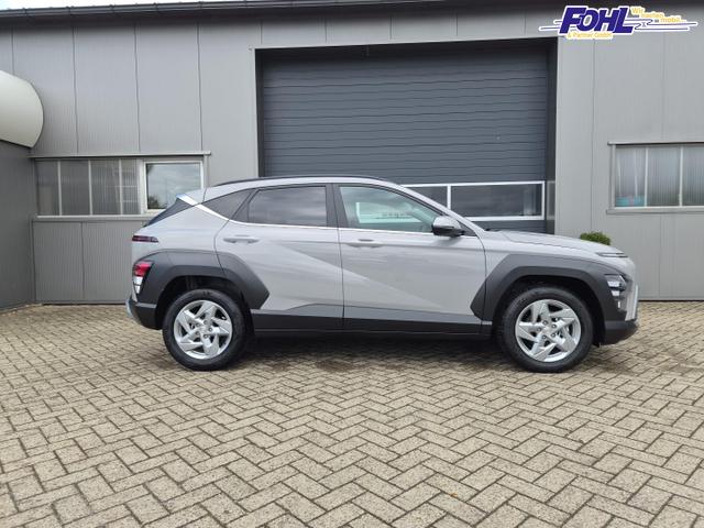 Hyundai KONA Trend 1.6 T-GDI 150PS Automatik Voll-LED-Scheinw. Sitzheizung Lenkradheizung ACC Klimaautomatik Navi Touchscreen DAB+ Apple CarPlay + Android Auto PDC v+h R&uuml;ckf.Kamera 2xKeyless 17-LM 