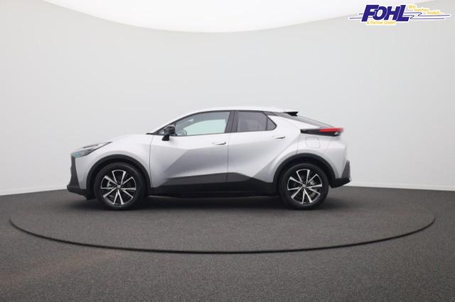 Toyota C-HR 2.0-l-VVT-i 223PS PHEV Automatik Teamplayer Voll-LED elektr. Heckklappe Sitzheizung Lenkradheizung Klimaautomatik Navi Bluetooth wireless Apple CarPlay + Android Auto ACC PDC v+h R&uuml;ckf.Kamera 18"LM vollelektr. Reichweite 66KM 
