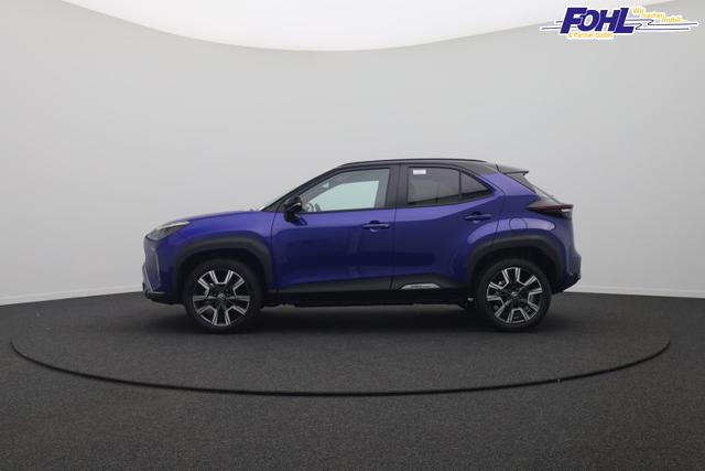 Toyota Yaris Cross 1.5-l 130PS HEV Automatik Style Matrix-LED 4xKamera elektr. Heckklappe Sitzheizung Lenkradheizung Klimaautomatik Navi Bluetooth wireless Apple CarPlay + Android Auto ACC PDC v+h 18"LM 