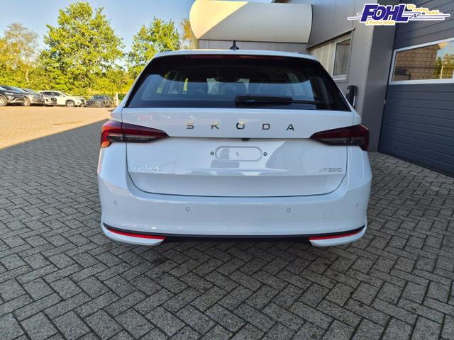 Skoda Octavia Combi 1.5 TSI 150PS m-HEV DSG Selection AHK Klimaautomatik PDC v+h R&uuml;ckf.Kamera Sitzheizung Apple CarPlay Android Auto 16"LM 
