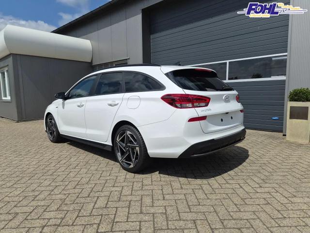 Hyundai i30 Kombi 1.6 T-GDI 150PS Automatik N-Line Sitzheizung Lenkradheizung Klimaautomatik Navi 10,3"-Touchscreen Bluelink Apple CarPlay + Android Auto PDC v+h R&uuml;ckf.Kamera 18-LM 