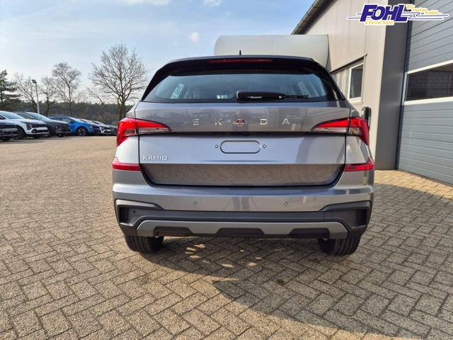 Skoda Kamiq 1.0 TSI 115PS DSG Selection AHK R&uuml;ckf.Kamera PDC v+h Sitzheizung Klimaautomatik Skoda-Radio Apple CarPlay + Android Auto Tempomat Garantieverl&auml;ngerung 16"LM 