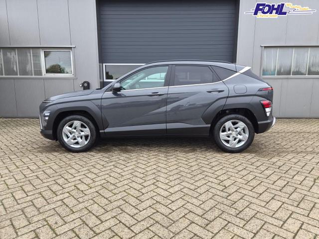 Hyundai KONA Trend 1.6 T-GDI 150PS Voll-LED-Scheinw. Sitzheizung Lenkradheizung Klimaautomatik Tempomat Navi Touchscreen DAB+ Apple CarPlay + Android Auto PDC v+h R&uuml;ckf.Kamera 2xKeyless 17-LM 