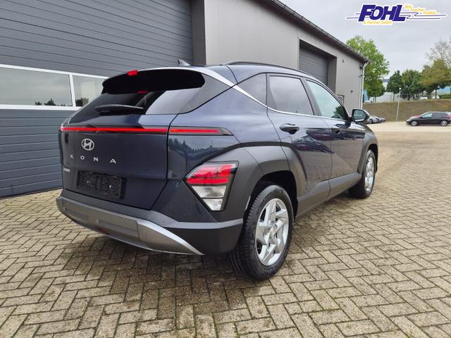 Hyundai KONA Trend 1.6 T-GDI 150PS Voll-LED-Scheinw. Sitzheizung Lenkradheizung Klimaautomatik Tempomat Navi Touchscreen DAB+ Apple CarPlay + Android Auto PDC v+h R&uuml;ckf.Kamera 2xKeyless 17-LM 