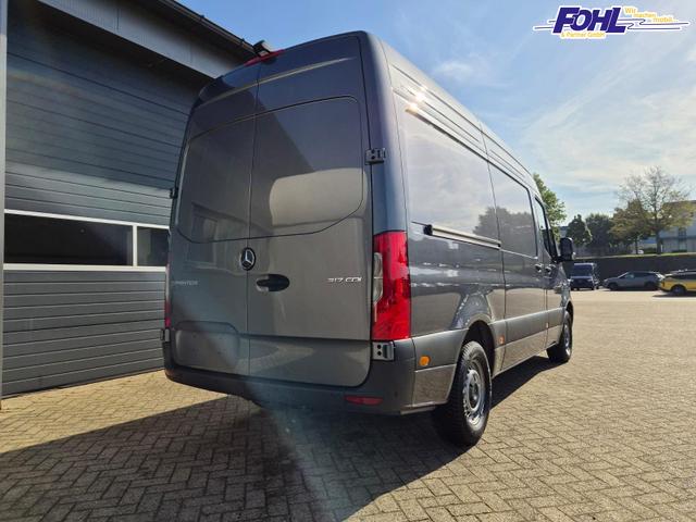 Mercedes-Benz Sprinter 317 Pro L2H2 2.0 CDi 170PS Automatik 3,5t 3-Sitzer Klimaautomatik Bluetooth DAB Apple CarPlay Android Auto PDC v+h R&uuml;ckf.Kamera Tempomat Ganzj.Reifen 