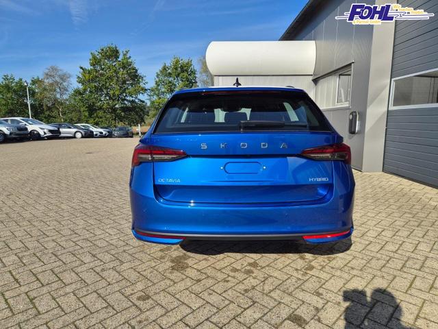 Skoda Octavia Combi 1.5 TSI 150PS m-HEV DSG Selection AHK Klimaautomatik PDC v+h R&uuml;ckf.Kamera Sitzheizung Apple CarPlay Android Auto 16"LM 
