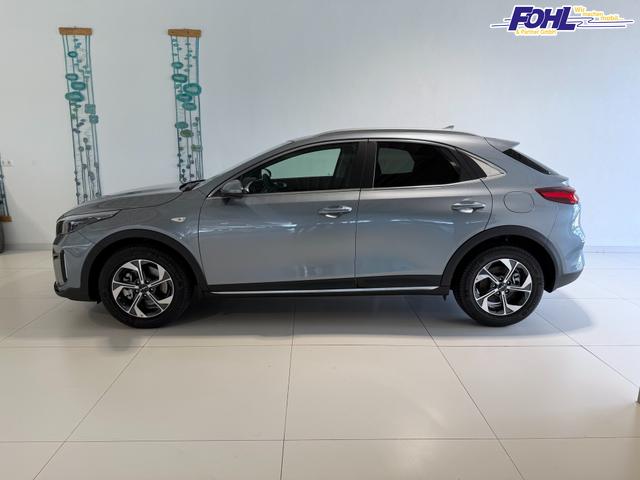 Kia XCEED Lunar Silver