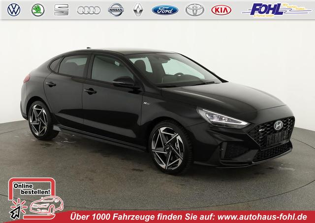 Hyundai i30 - N Line 1.5 T-GDI DCT Fastback N-LINE, Navi, 18-Zoll, Kamera, LED, Winter