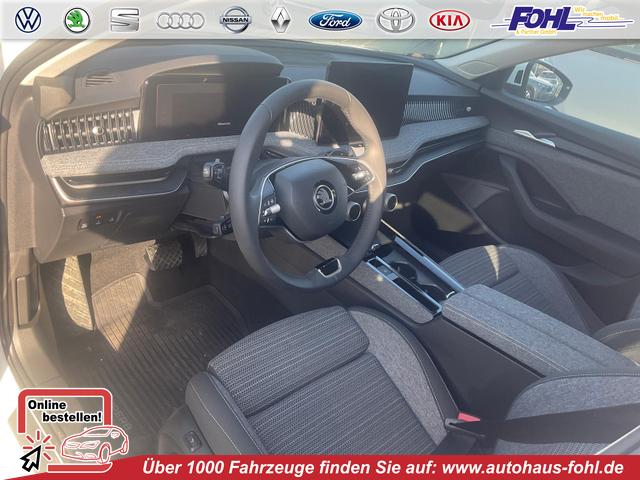 Skoda Superb Combi - 2.0 TDI 142 kW 4x4 Selection DSG Selection, Standheizung, Pano, AHK, Navi, Matrix