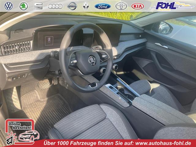 Skoda Superb Combi - 2.0 TDI 142 kW 4x4 Selection DSG Selection, Standheizung, Pano, AHK, Navi, Matrix