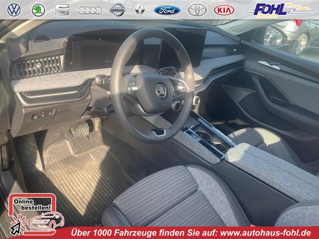 Skoda Superb Combi - 2.0 TDI 142 kW 4x4 Selection DSG Selection, Standheizung, Pano, AHK, Navi, Matrix