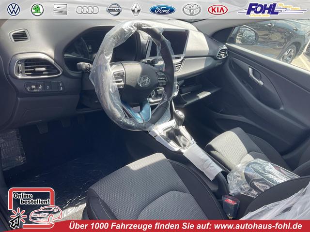 Hyundai i30 Kombi - 1.5i Family, Navi, LED, Kamera, sofort