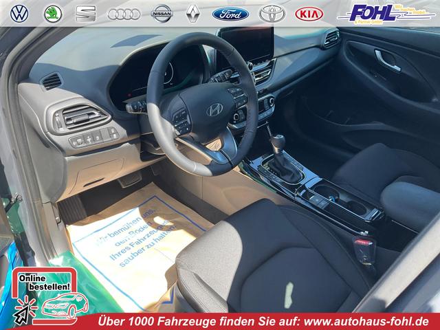 Hyundai i30 Kombi - 1.0 T-GDI DCT Family, Navi, ACC, Side, Winter, 17-Zoll, Klimaautomatik