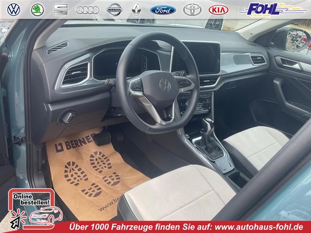 Volkswagen T-Roc - Style 1.5 TSI DSG, IQ.Light, Navi, Pano, Kamera, Parklenk, Winter
