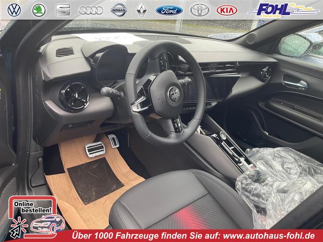 Alfa Romeo Junior - Ibrida 1.2 VGT 48V-Hybrid (100kW) Speciale Speciale, 18-Zoll, Kamera, el. Klappe, Sitzheizung
