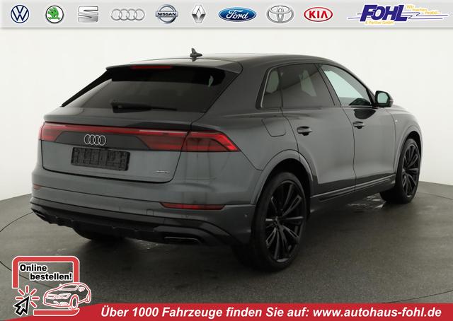 Audi Q8 - 50 TDI quattro qu S-LINE, Luft, Pano, B&O, 23-Zoll, AHK, Leder, AreaView, Optik schwarz
