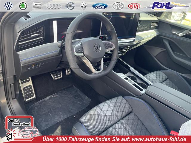 Volkswagen Passat Variant - 2.0 TDI 142 kW 4Motion R-Line DSG 4M R-LINE, Pano, AHK, IQ.Light, HUD, 19-Zoll, AreaView, Navi, Side