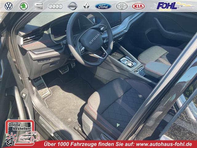 Skoda Octavia Combi - 2.0 TSI 195 kW RS DSG, AreaView, Pano, AHK, Navi, Matrix, Side, Winter