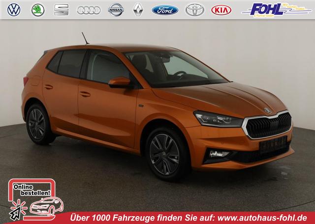 Skoda Fabia - Tour 1.0 TSI DSG Tour, LED, Kamera, ACC, Winter, 1. Hand