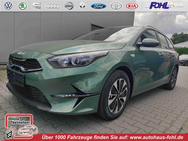 Kia Ceed Sportswagon - Gold SW 1.5 GOLD*Navi*Shzg*Lhzg*PDC*Cam*16Zoll*