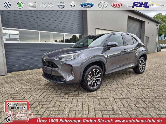 Toyota Yaris Cross - 1.5VVT-iE 130PS Automatik Teamplayer Klimaautomatik Sitzheizung Lenkradheizung PDC v+h Rückf.Kamera 17-LM abged.Scheiben 2xKeyless DAB+ Bluetooth Touchscreen Apple CarPlay Android Auto